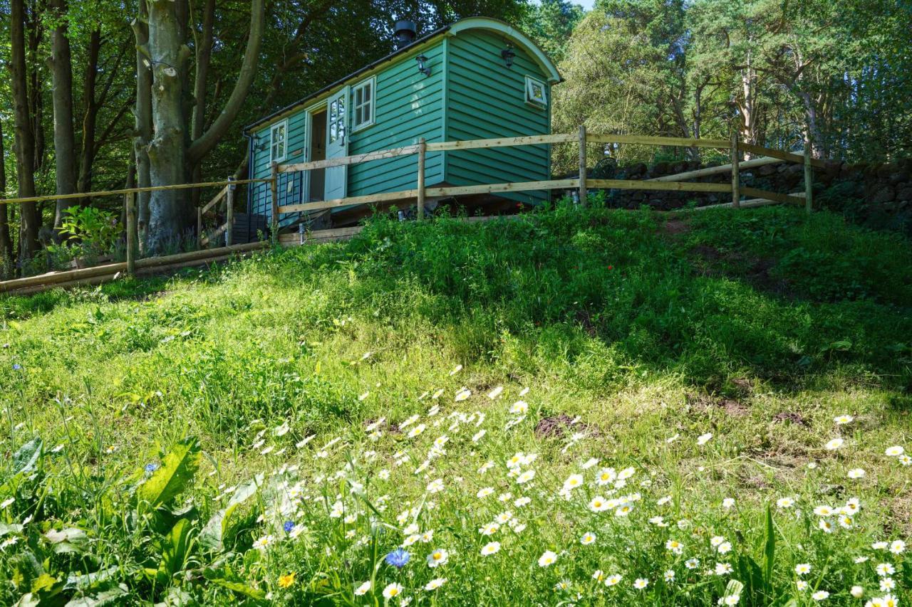 Affittacamere Lavender Retreat With Private Hot Tub Upper Hulme Esterno foto